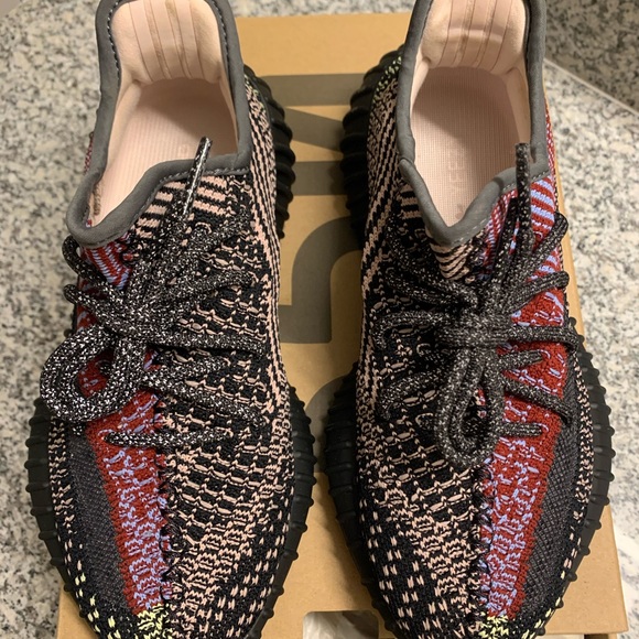 Adidas Yeezy Boost 350 V2 Yecheil 4.5 - Picture 2 of 7
